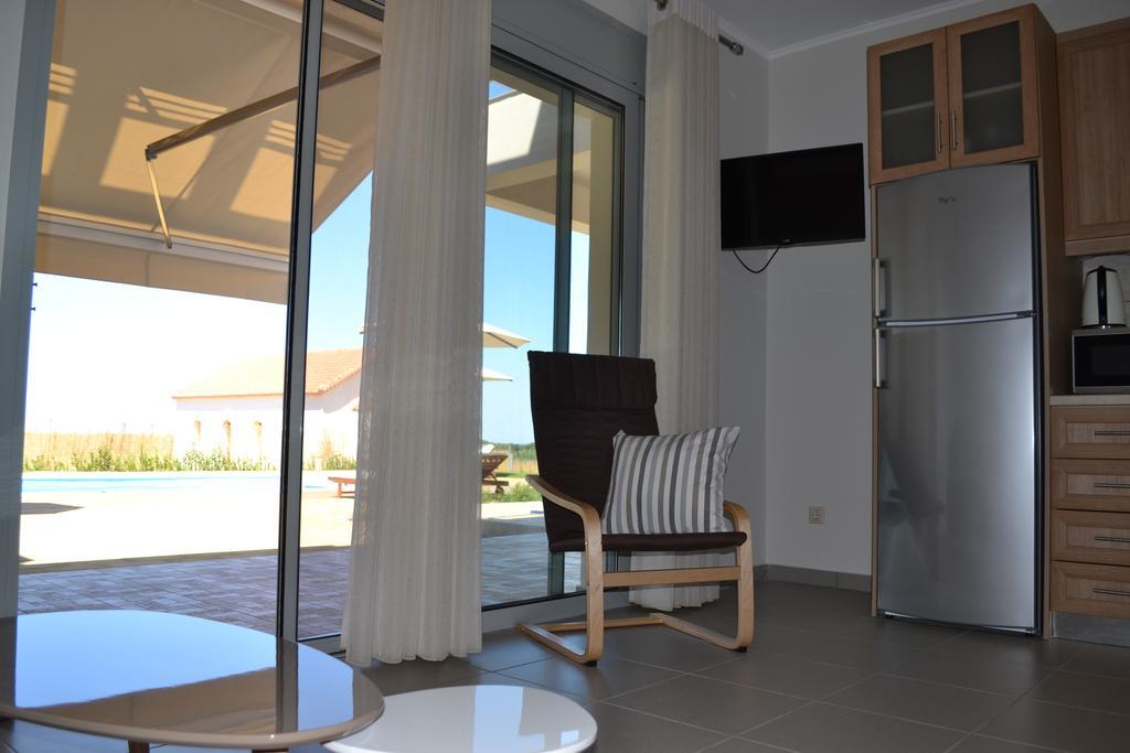 Edem Suites Marathopoli Exterior foto